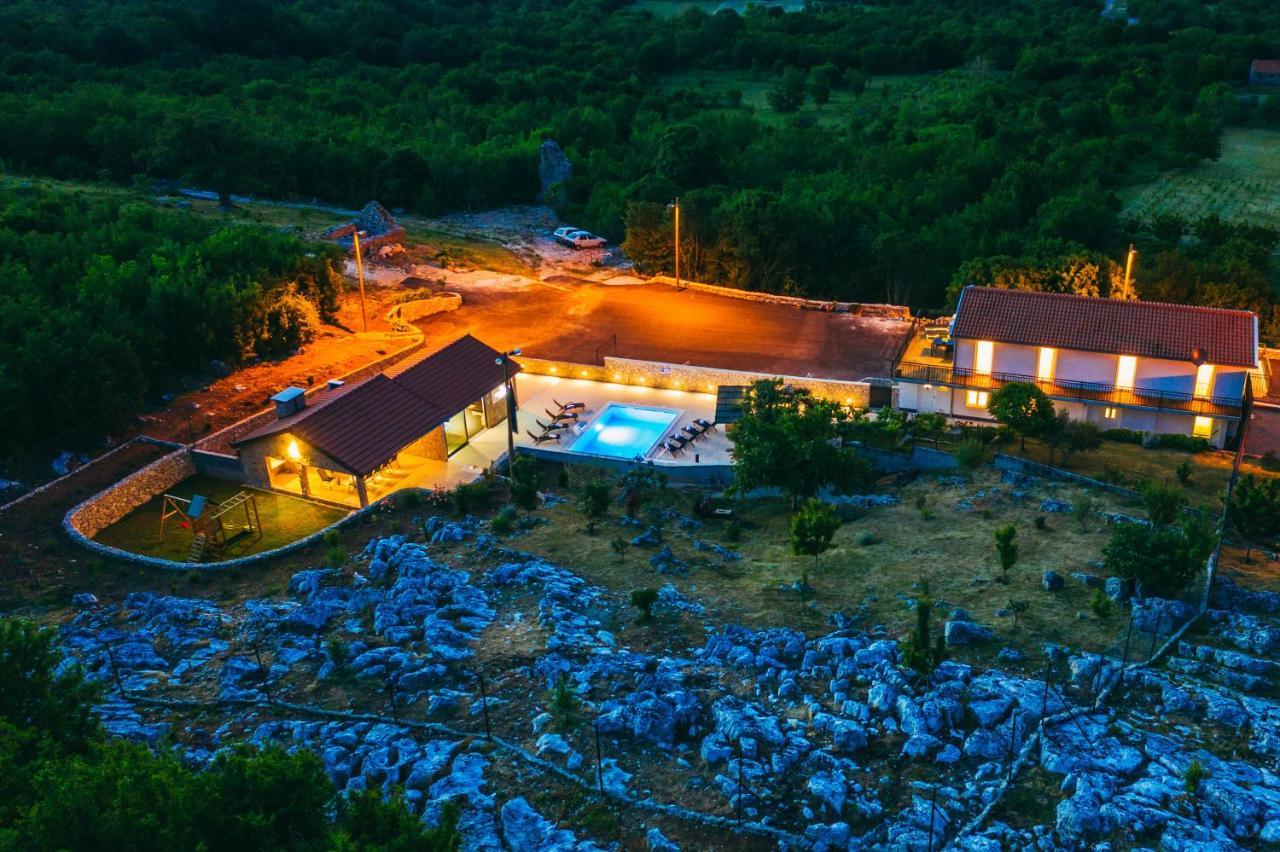 Villa On Stone Velika Čista Eksteriør bilde